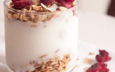 Make Healthy Yogurt Parfaits